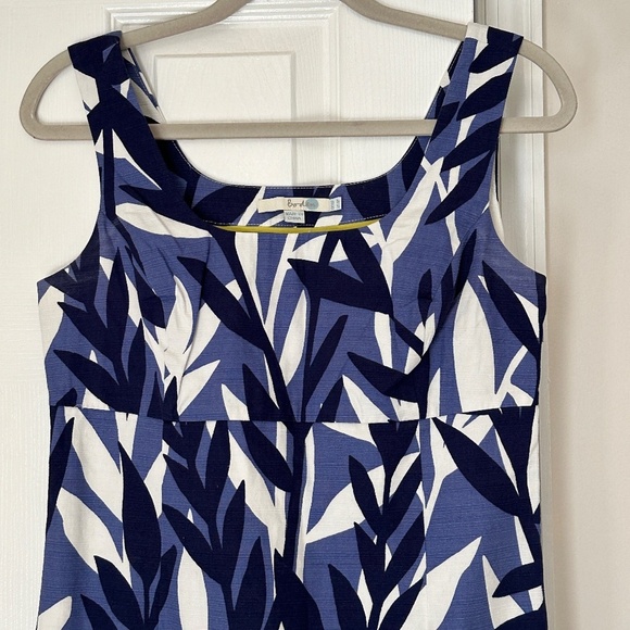 Women's Boden Size 6 Petite Blue Savannah Leaf Print Slub Cotton Sheath Dress - Picture 2 of 7